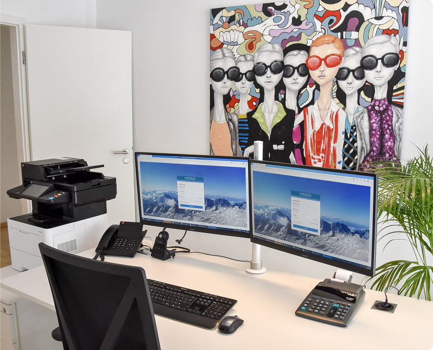 Moderner, digitaler Arbeitsplatz der PMT Anna Rudolf GmbH